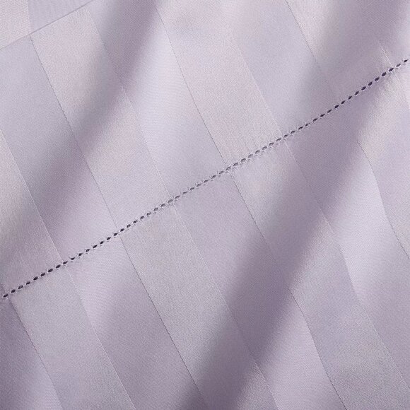 new Charter Club Damask 550 TC 100% Cotton KING Sheet Set in PALE LILAC STRIPE - Picture 3 of 12